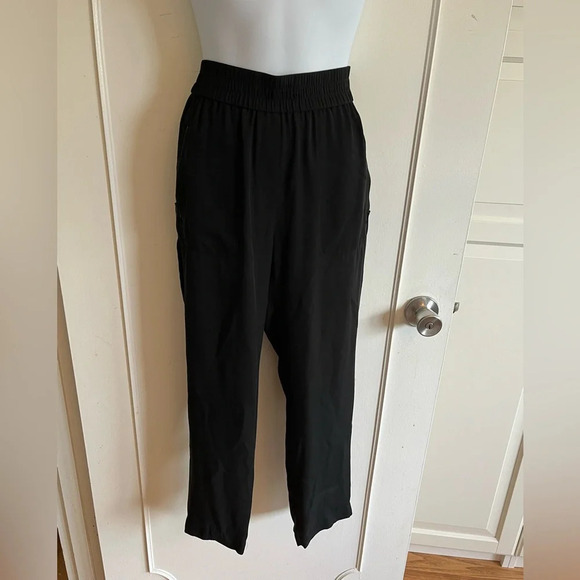 Theory Black Ankle Pants - Picture 1 of 10